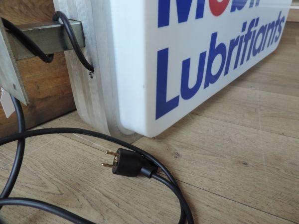 Enseigne lumineuse Mobil