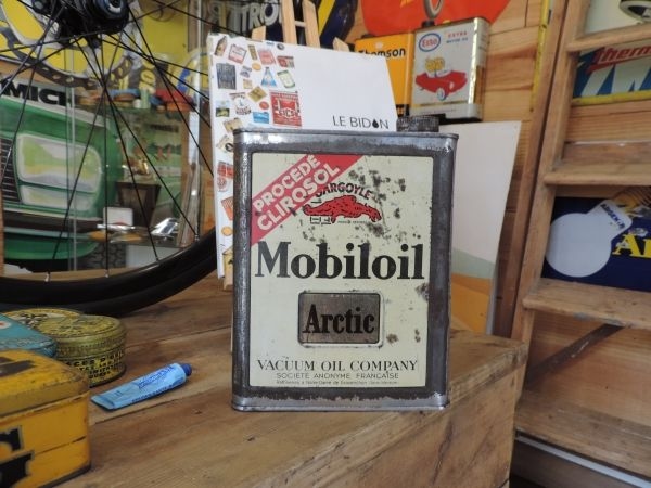 Bidon d'huile Mobiloil