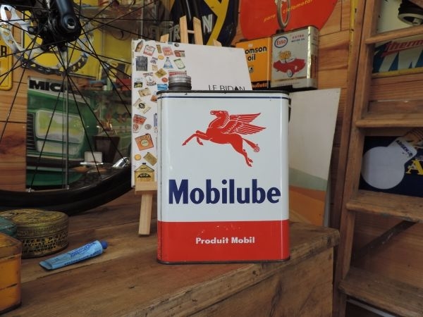 Bidon d'huile Mobiloil