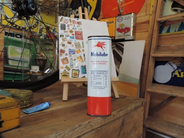 Bidon d'huile Mobiloil