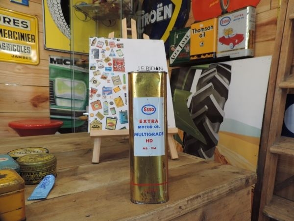 Bidon d'huile Esso