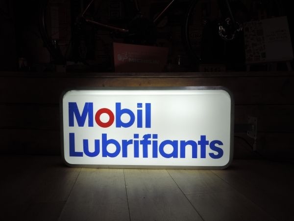 Enseigne lumineuse Mobil