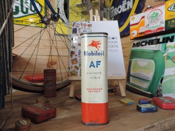 Bidon d'huile Mobiloil
