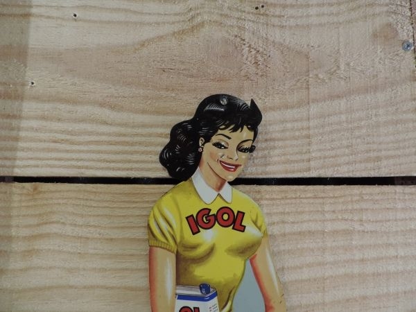 Pin-up Igol