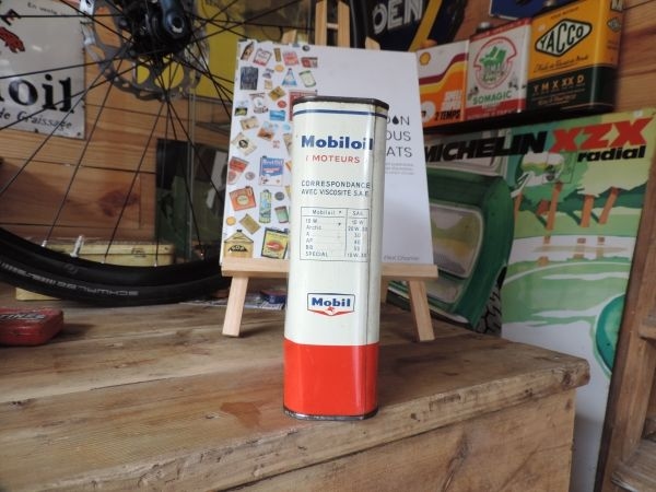 Bidon d'huile Mobiloil