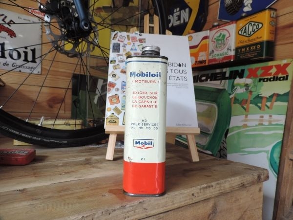 Bidon d'huile Mobiloil