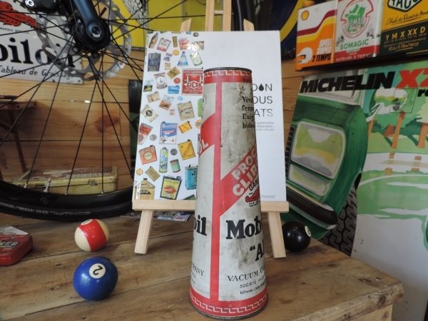 Bidon d'huile Mobiloil