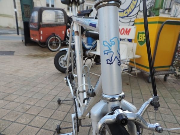 Vélo course Peugeot