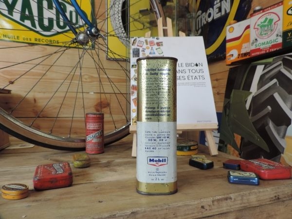 Bidon d'huile Mobiloil