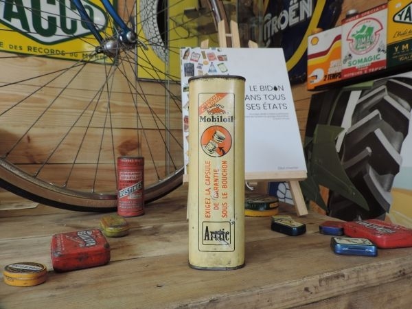 Bidon d'huile Mobiloil
