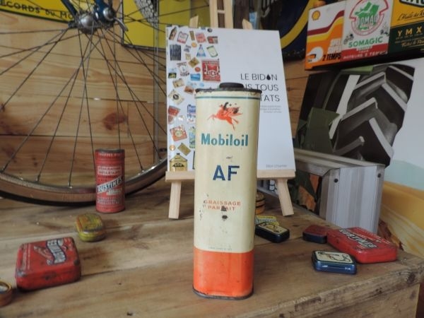 Bidon d'huile Mobiloil