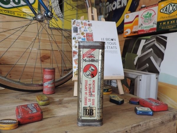 Bidon d'huile Mobiloil