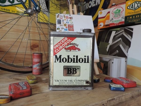 Bidon d'huile Mobiloil