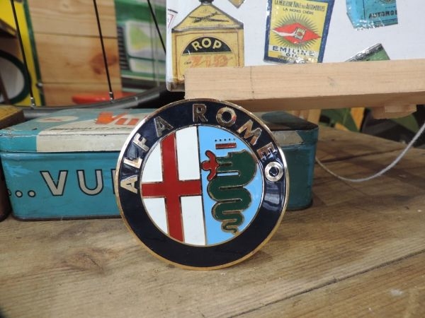 Insigne Alfa Romeo