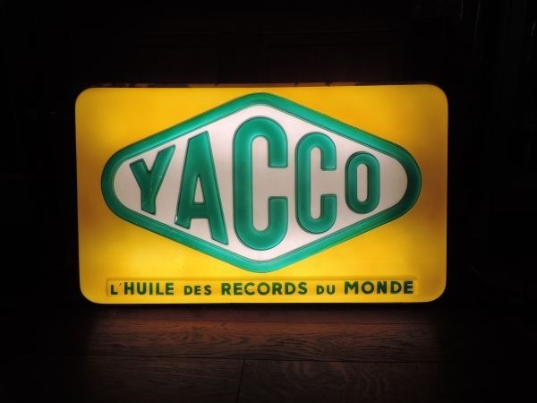 Enseigne lumineuse Yacco