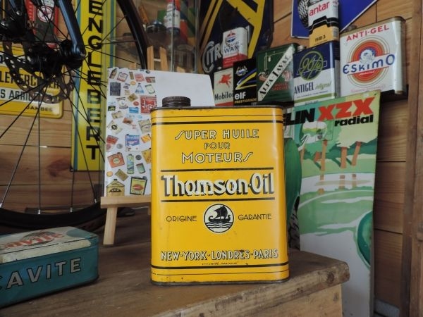 Bidon d'huile Thomson Oil